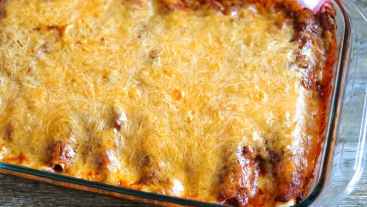 Simple & Affordable Meet Chili Dog Casserole Recipe