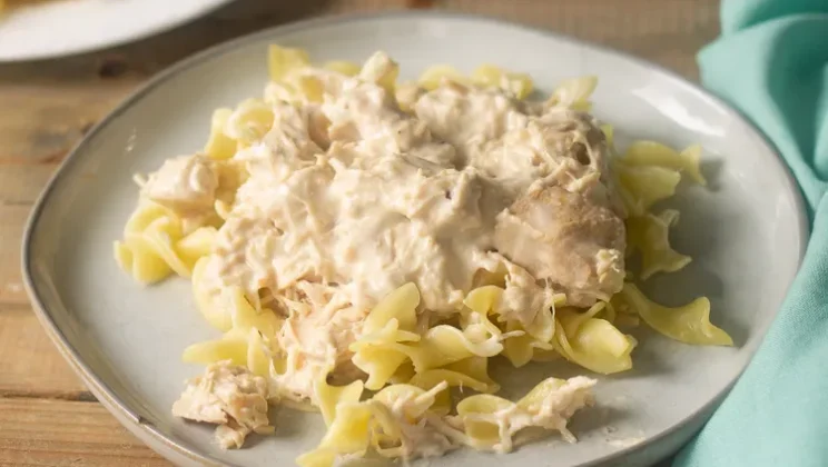 Easy Slow Cooker Chicken Stroganoff Recipe You Can Make in 30 Minutes