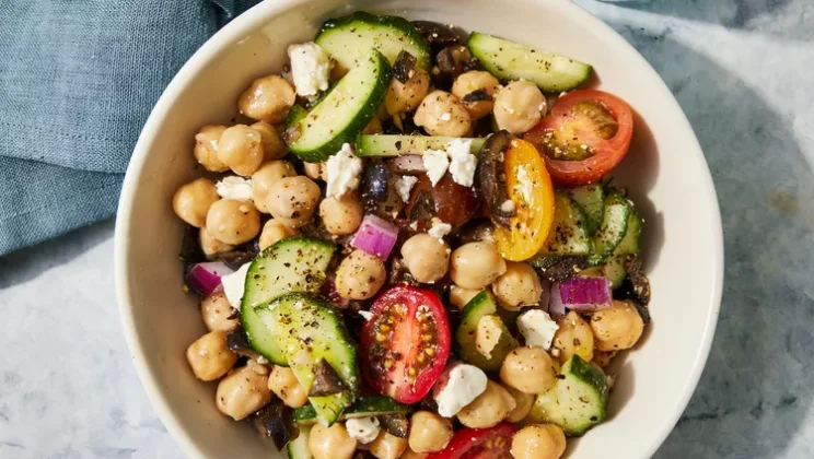 Easy Greek Garbanzo Bean Salad Recipe You Can Make in 30 Minutes