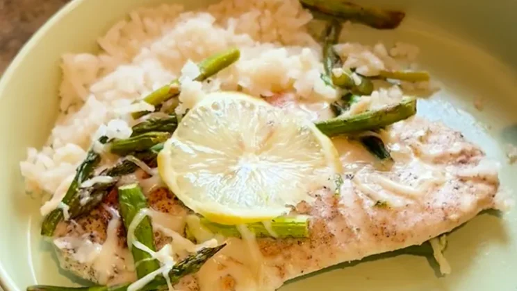 Simple and Delicious Dump and Bake Lemon Chicken Recipe for Beginners