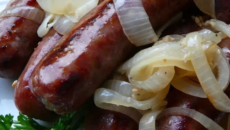 Viral Recipe: Sheboygan Grilled Brats That Took Over TikTok